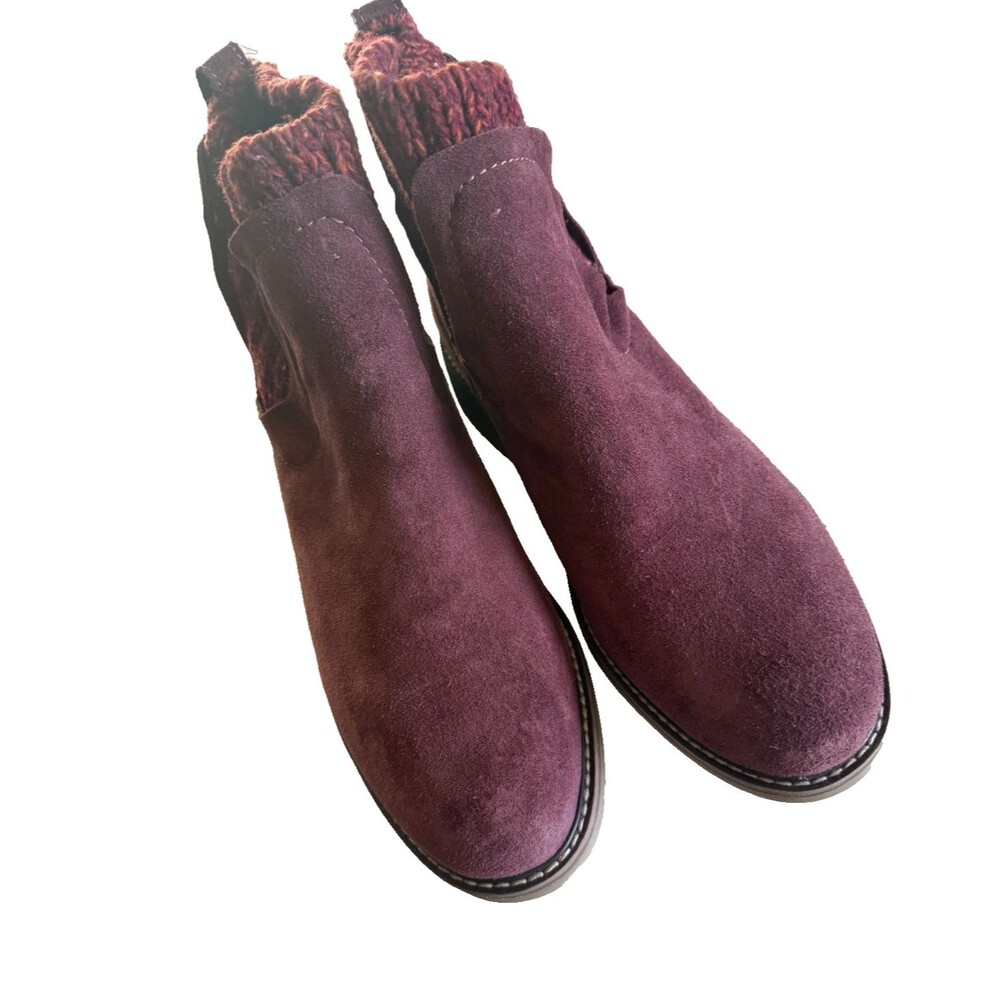 NWOT Comfortiva Rawnie Burgundy Italian Suede Boots Size 11 W